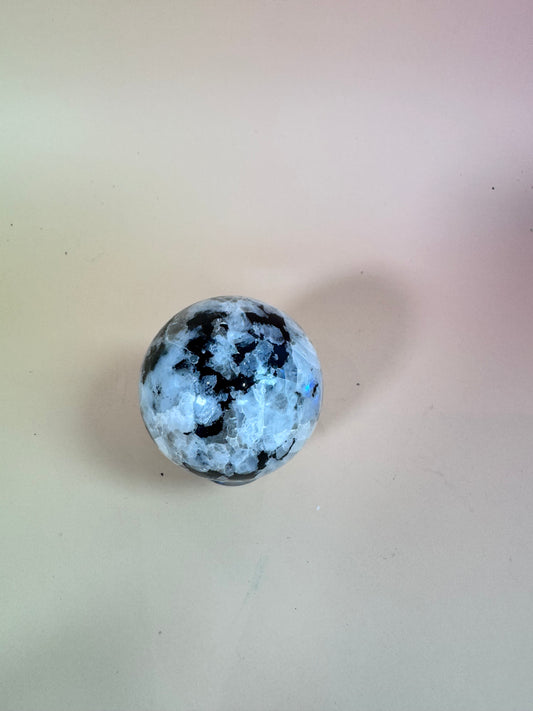 Regenbogen Mondstein Kugel Nr.93