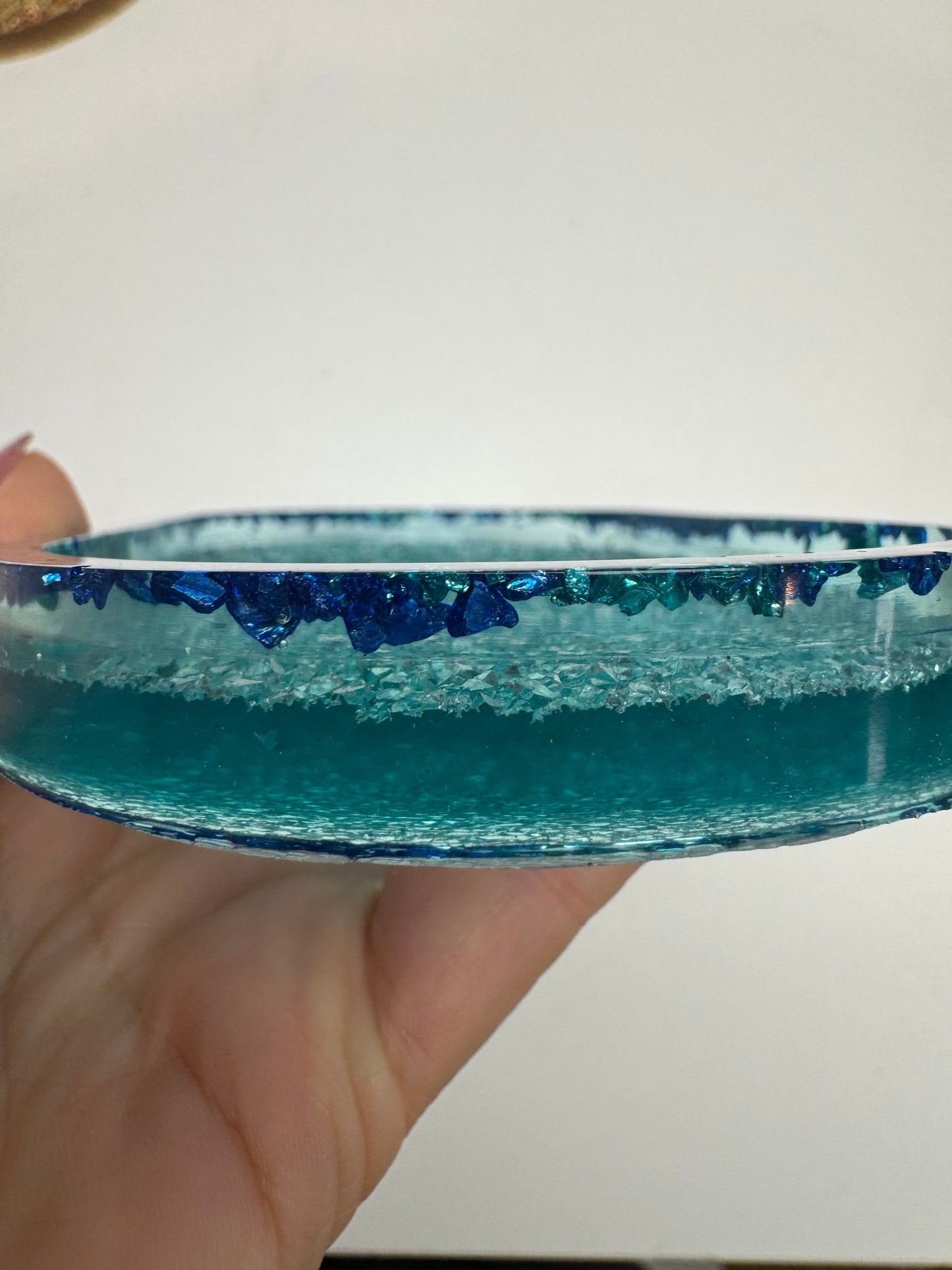 Glitzer Schälchen oval türkis mit Steinchen