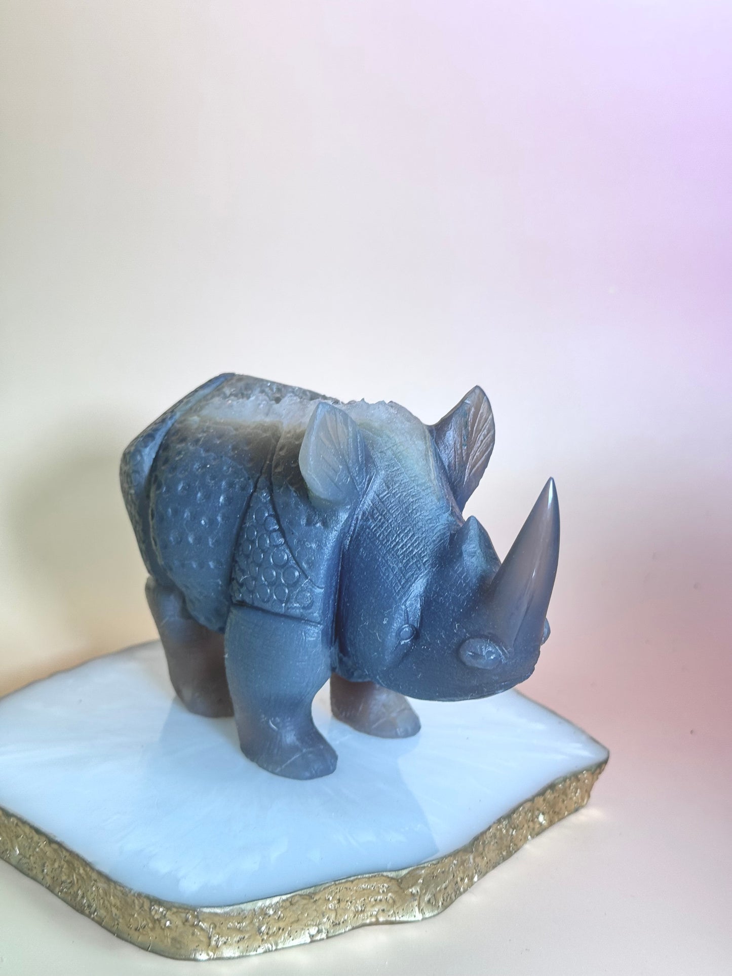 Achat Nashorn Carving