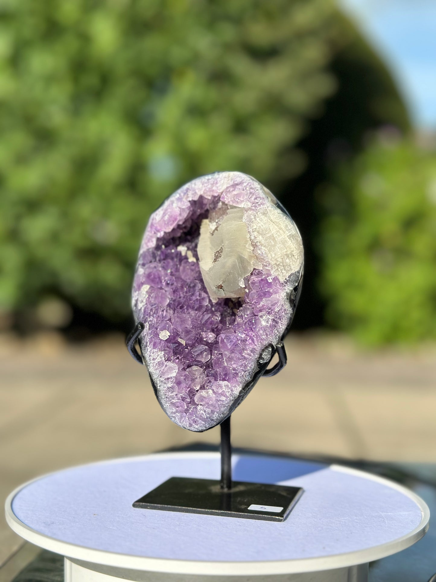 Amethyst auf Metallständer Nr. 5