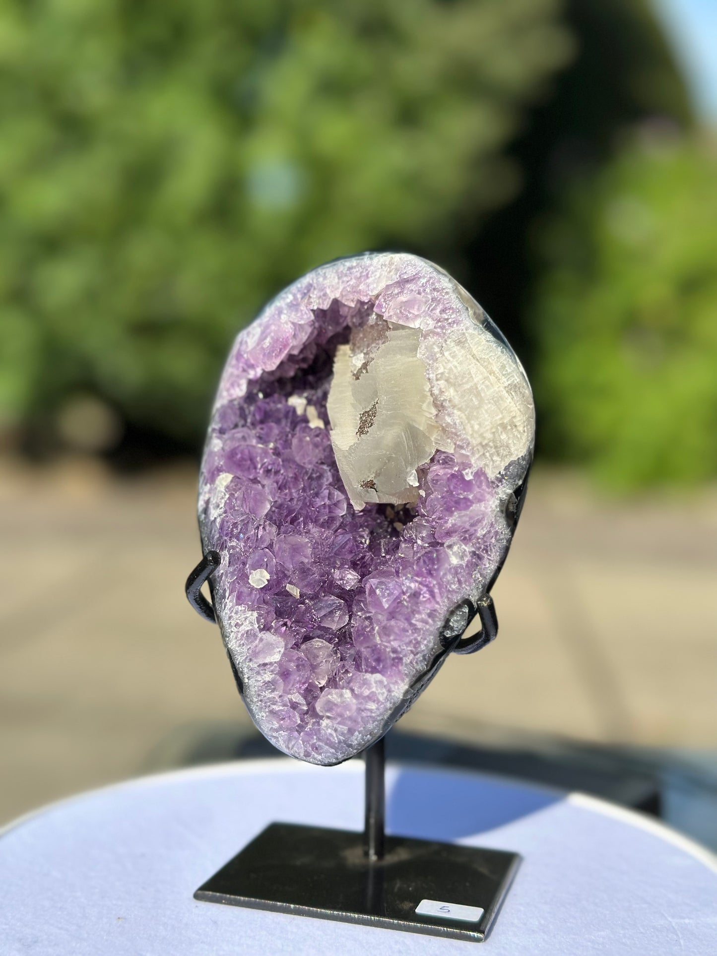 Amethyst auf Metallständer Nr. 5