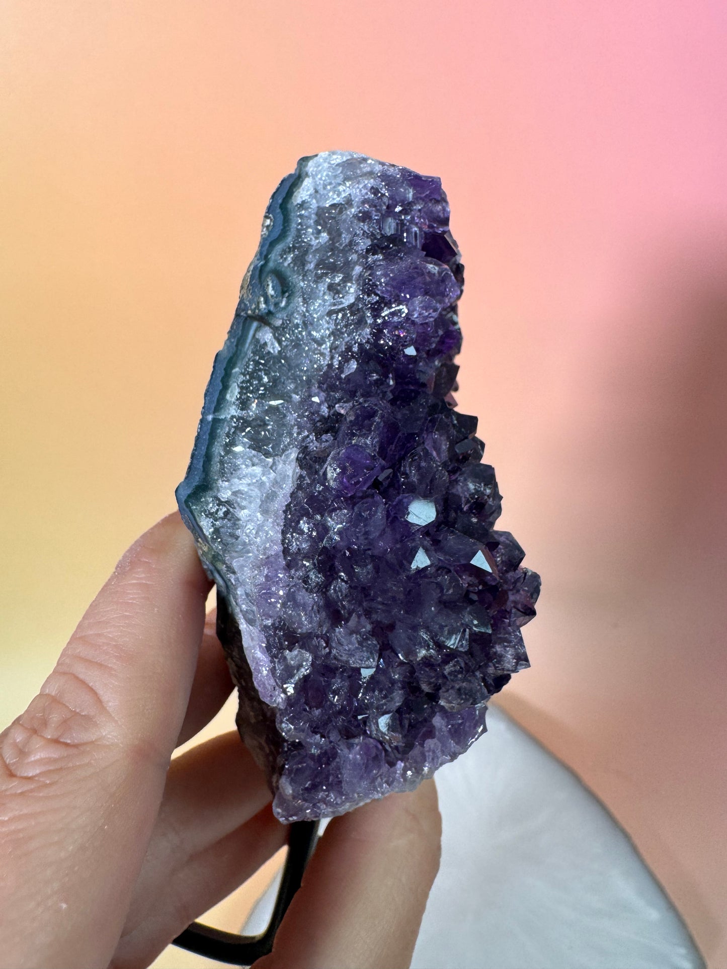Amethyst auf Metallständer Nr. 88