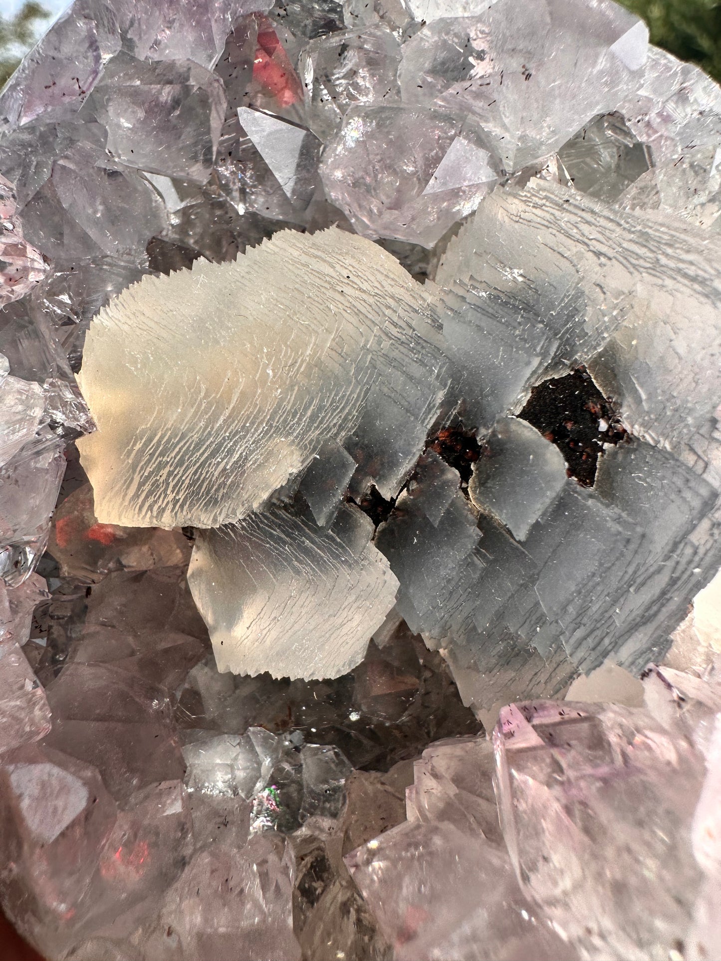 Amethyst Quarz auf Metallständer Nr. 12