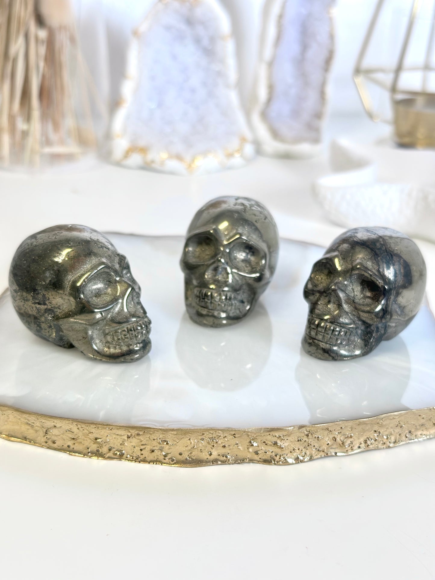 Totenkopf Pyrit Carving
