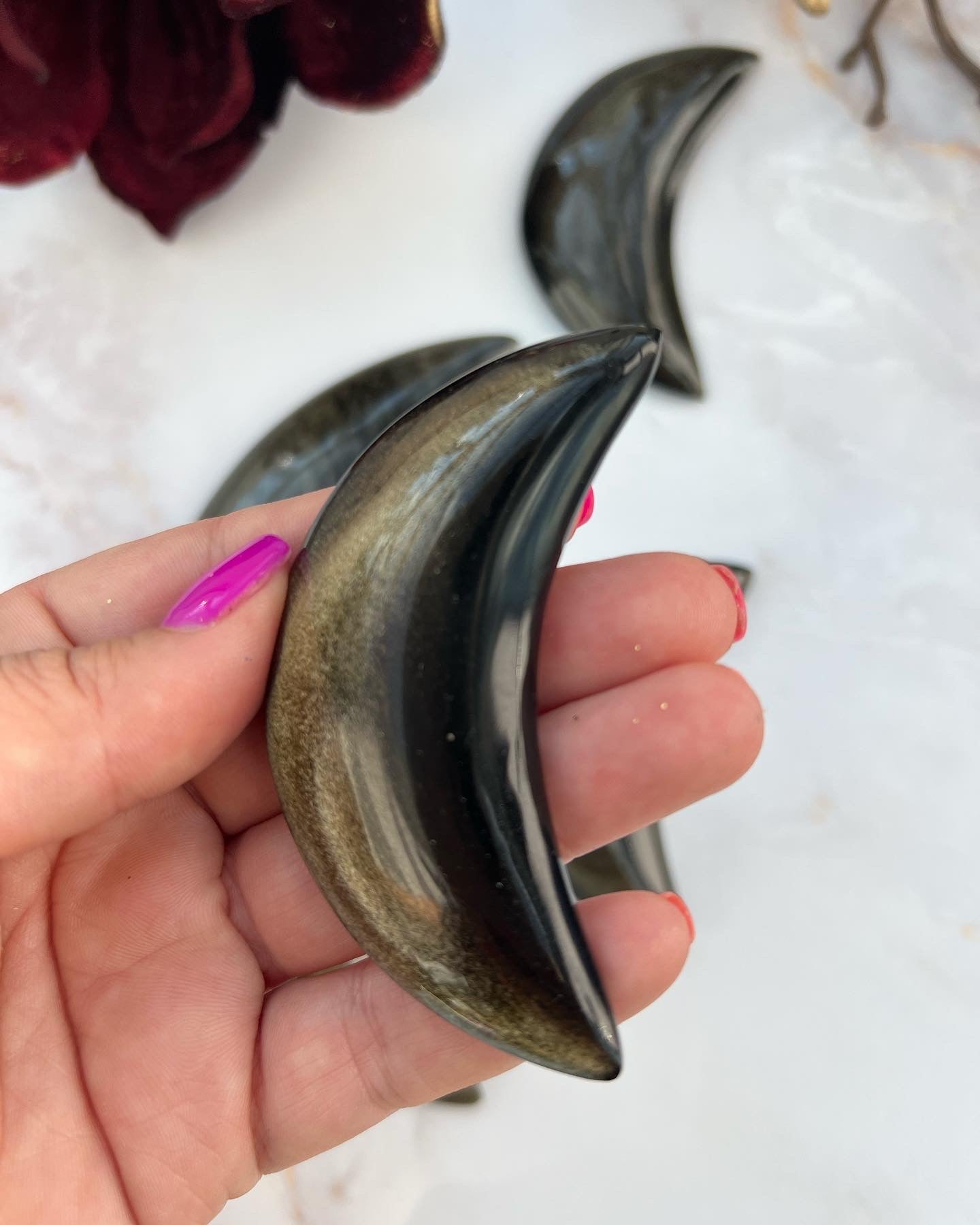 Gold Obsidian Mond