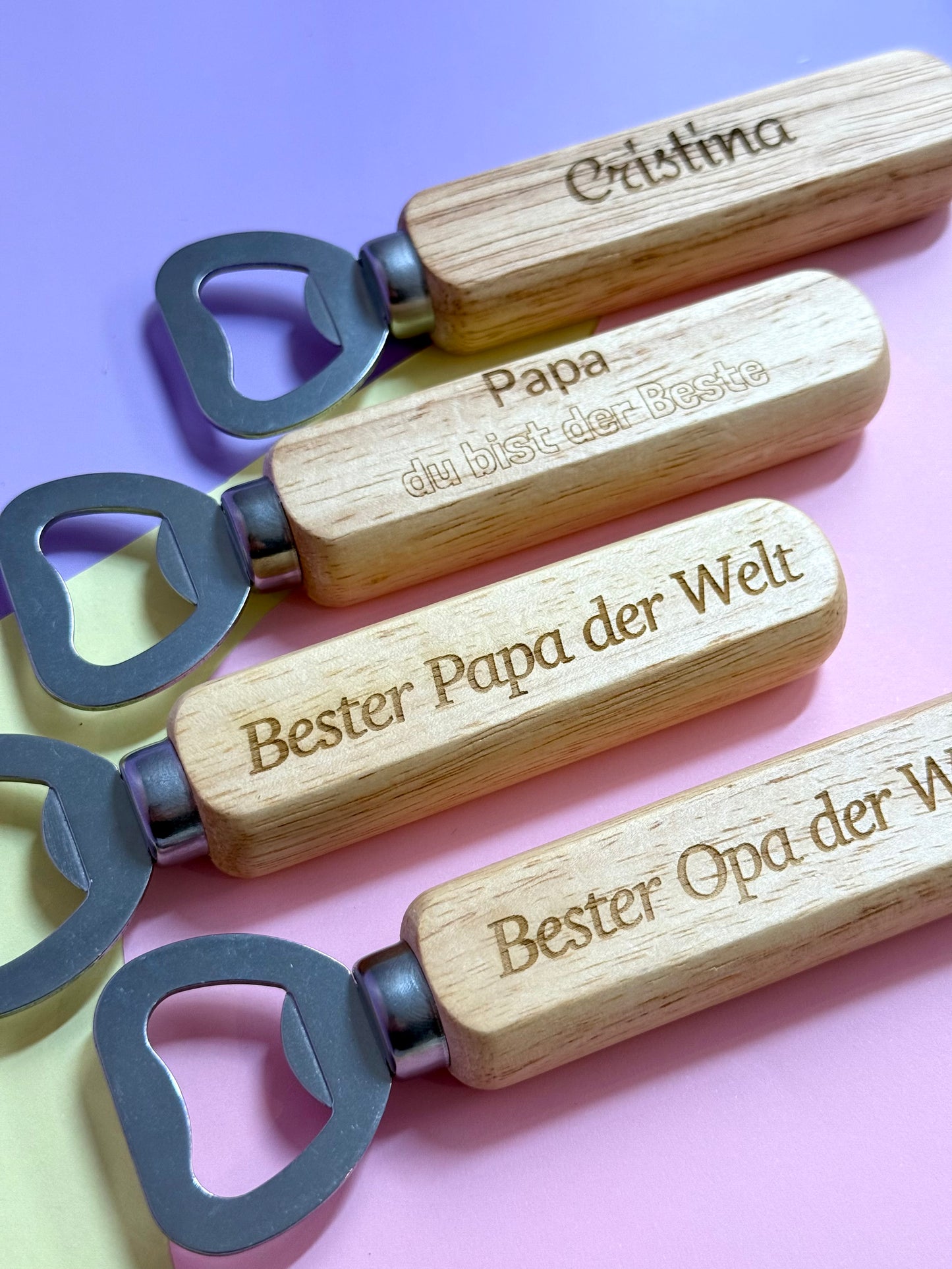 Personalisierbarer Flaschenöffner Vatertag Geschenkidee Männer Bar Camping
