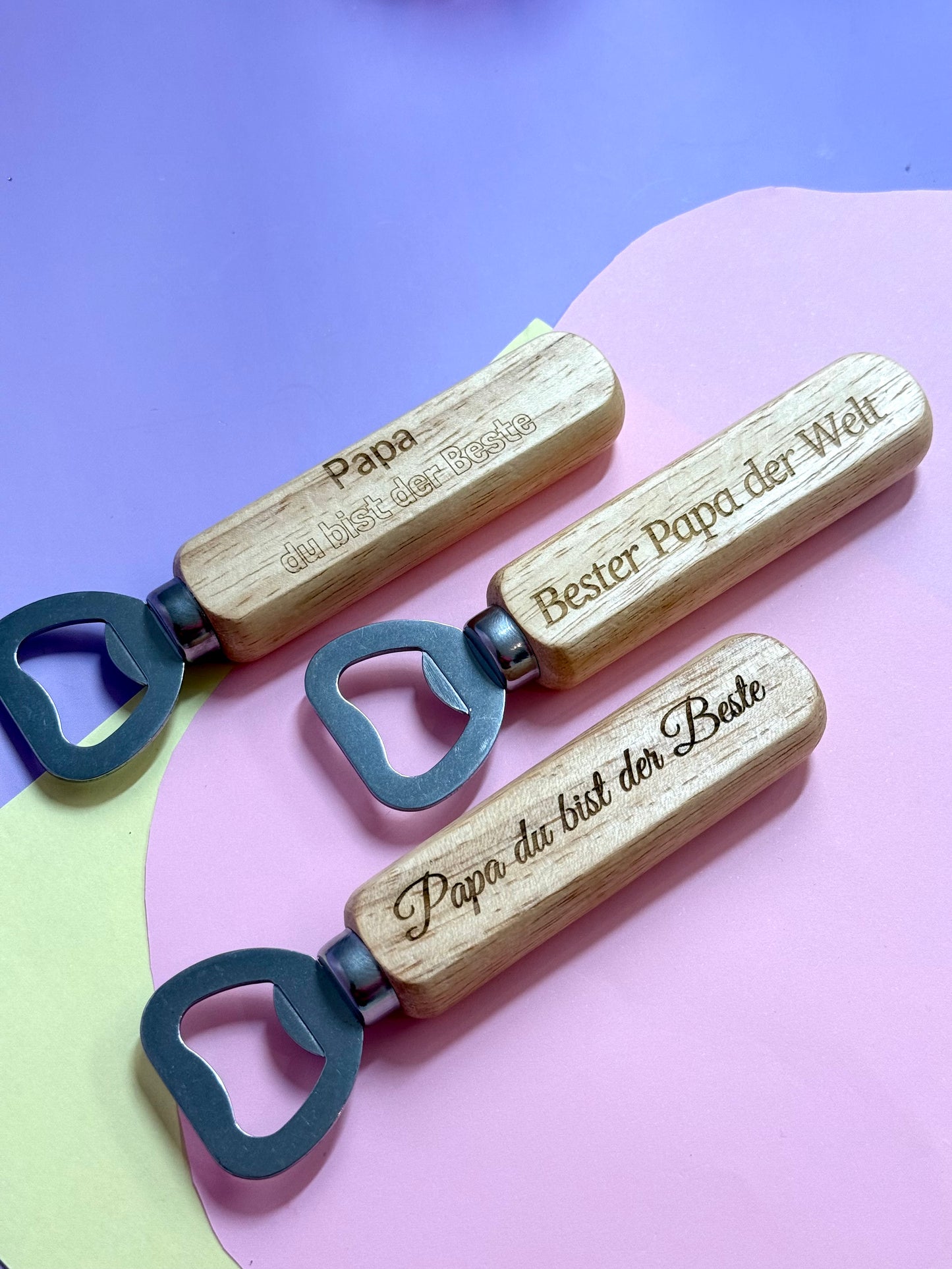 Personalisierbarer Flaschenöffner Vatertag Geschenkidee Männer Bar Camping