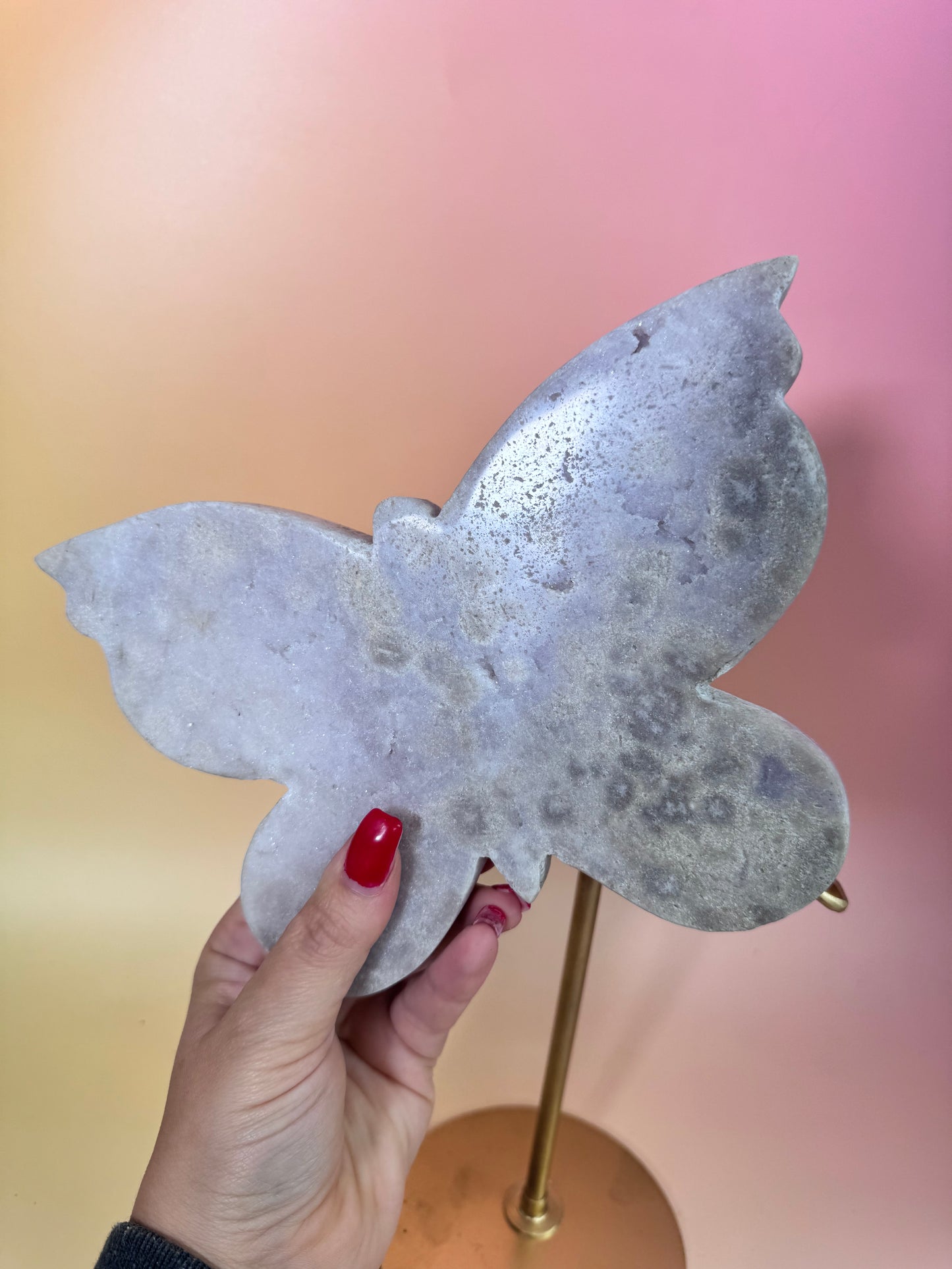 Pink Amethyst Schmetterling auf Metallständer