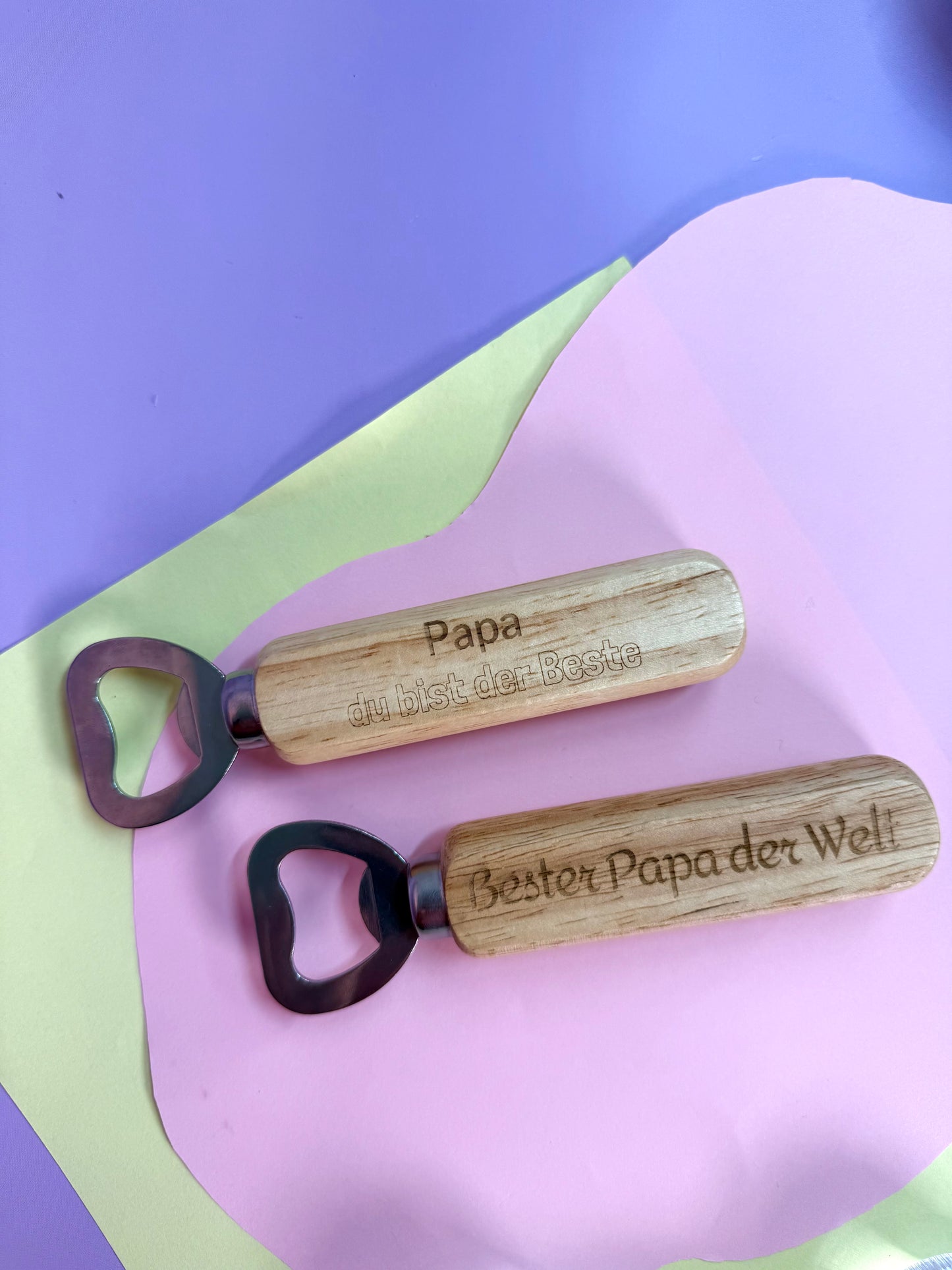 Personalisierbarer Flaschenöffner Vatertag Geschenkidee Männer Bar Camping