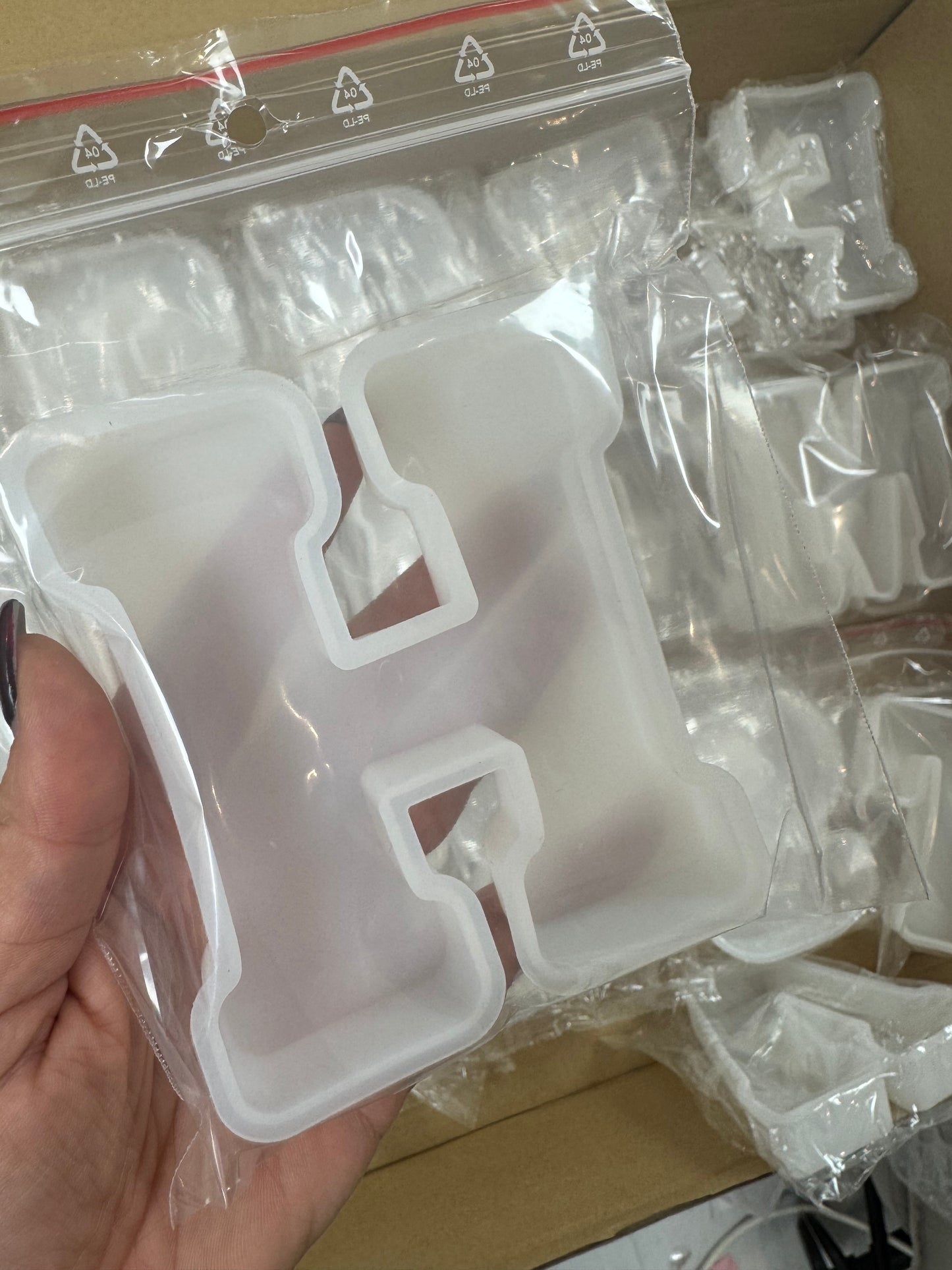 Silikonform kleine "große" Buchstaben -B Ware
