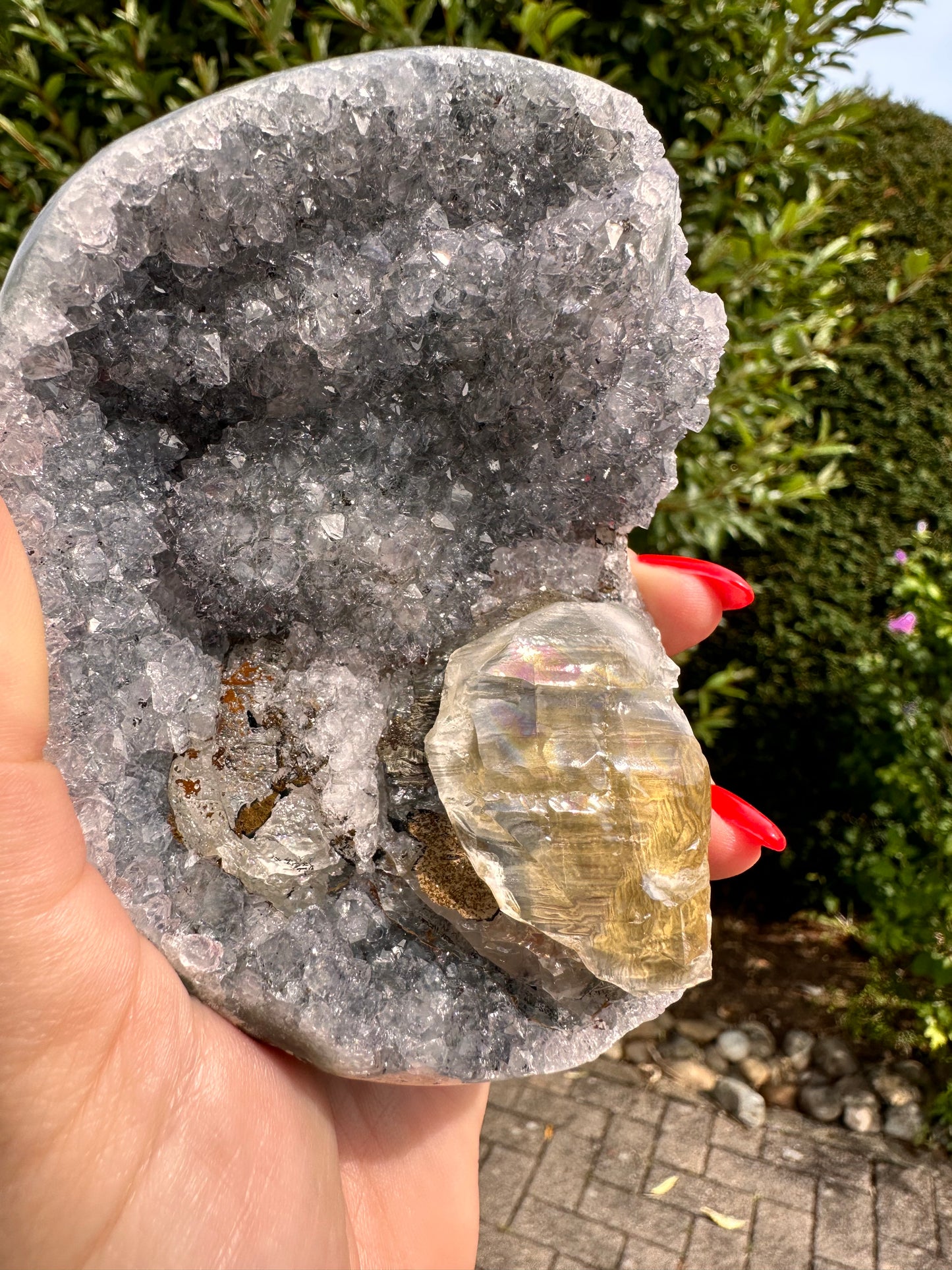 Amethyst auf Metallständer Nr. 11