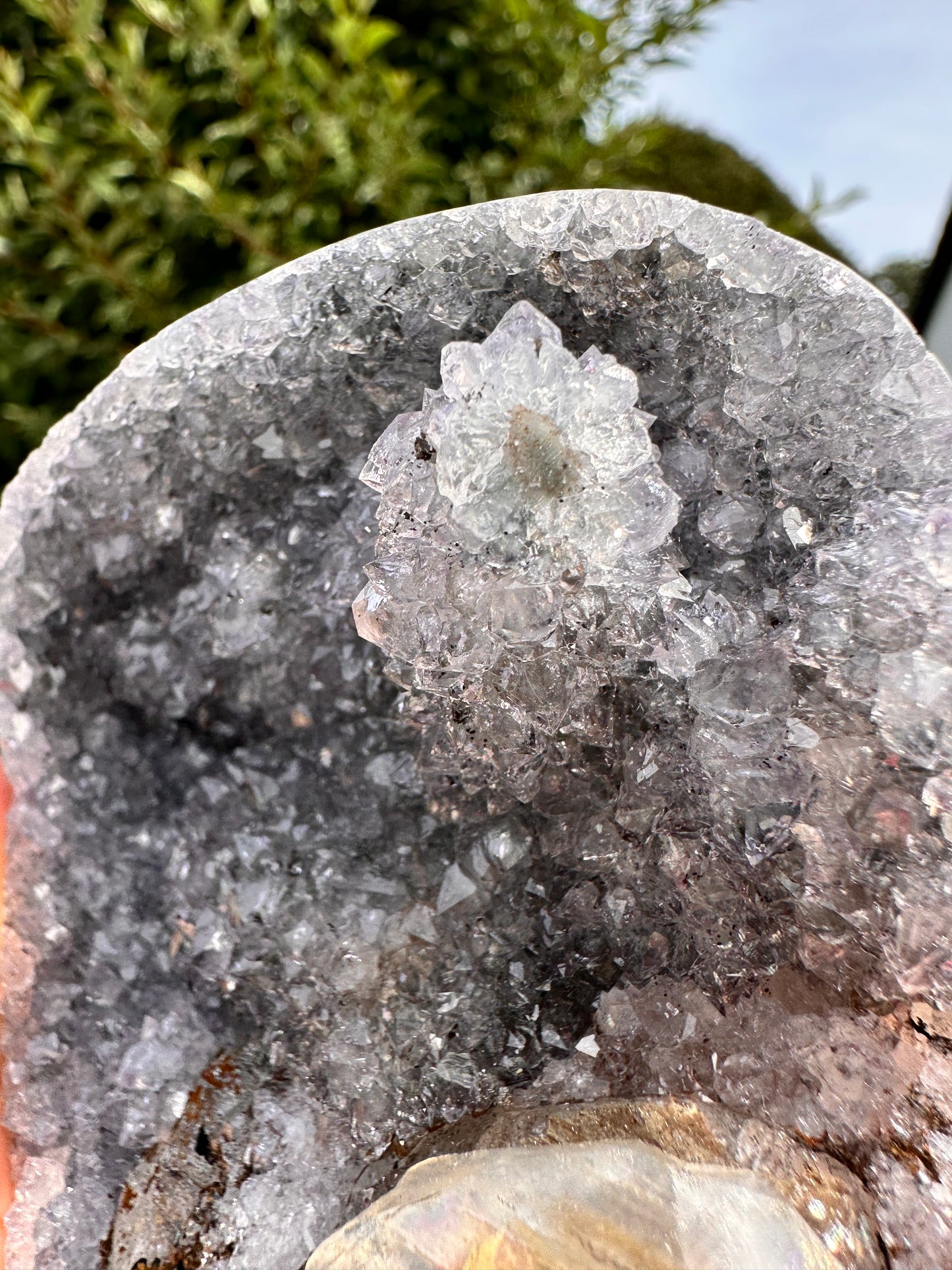 Amethyst auf Metallständer Nr. 11