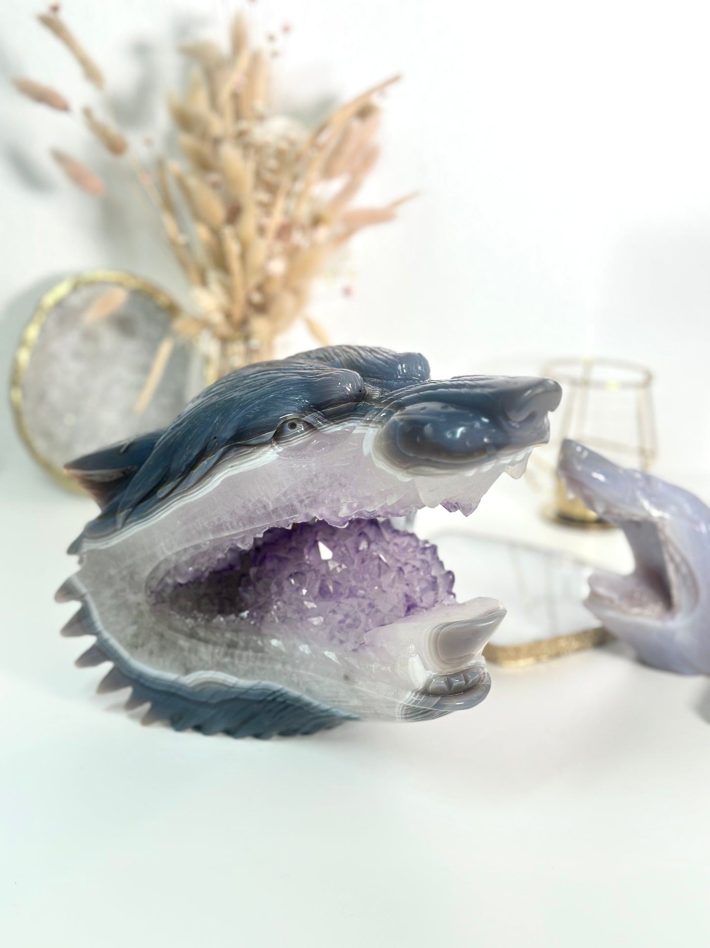 XXL Amethyst Wolf Carving