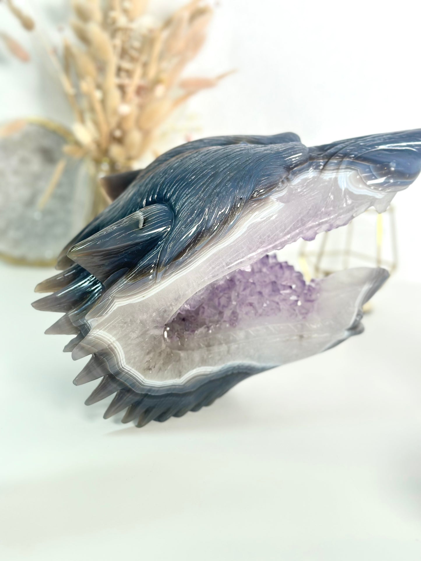 XXL Amethyst Wolf Carving