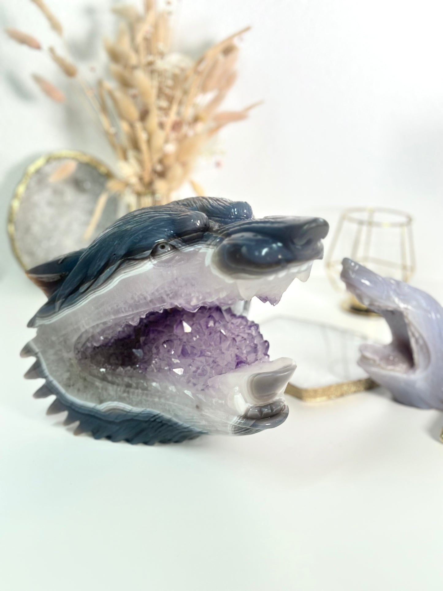 XXL Amethyst Wolf Carving