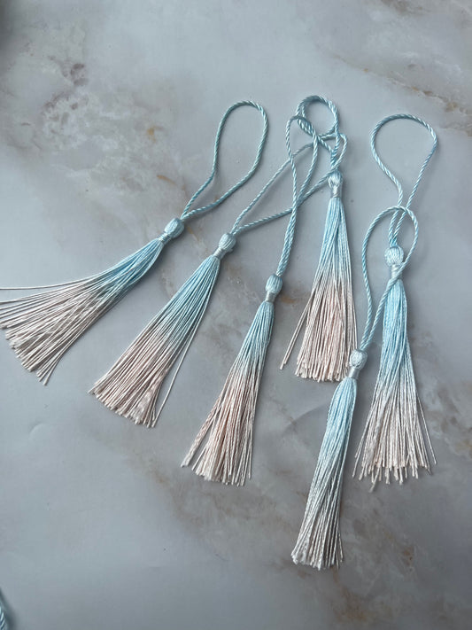 Quaste Blau Rosa Ombre
